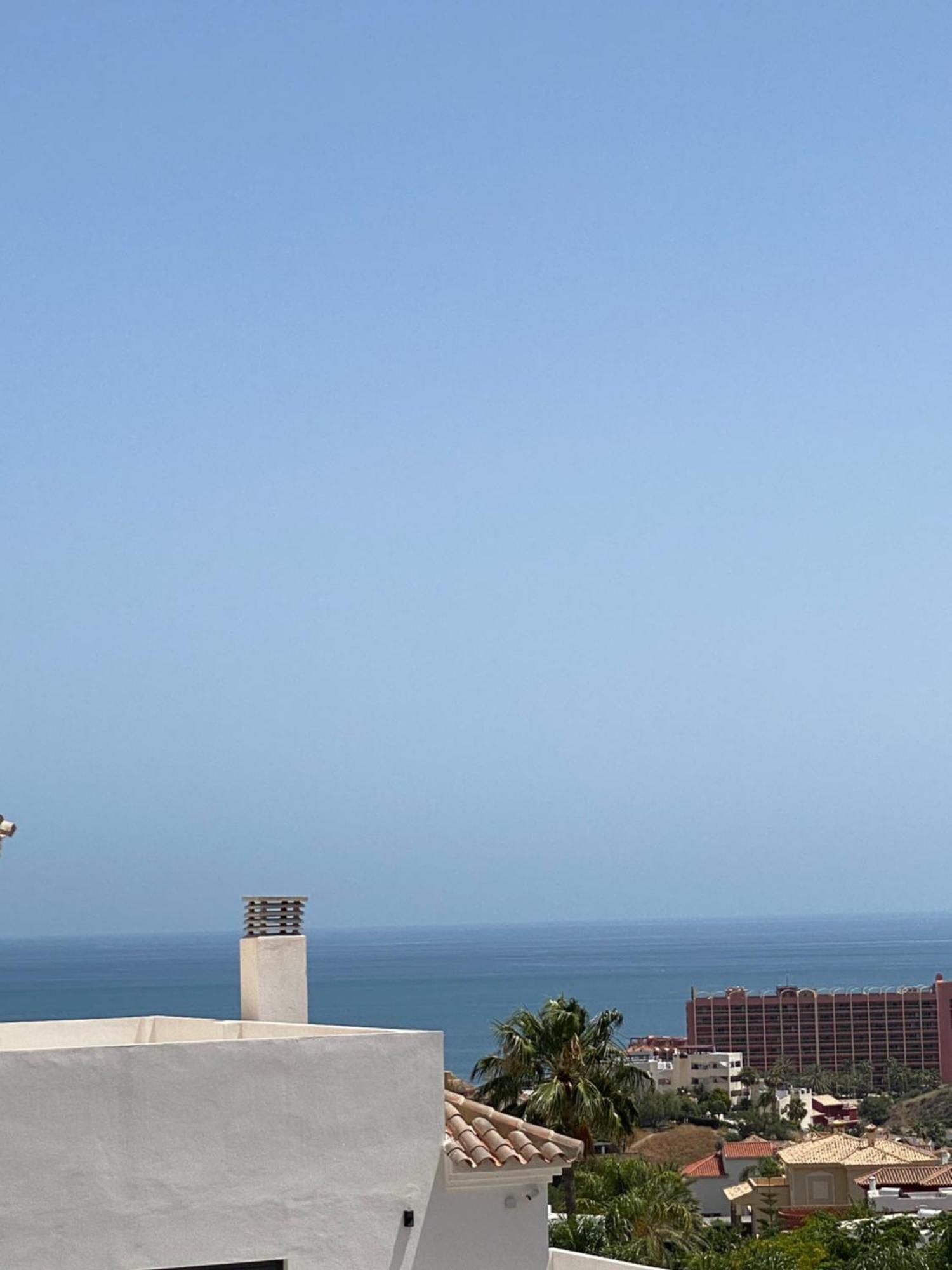 Villa With Heated Private Pool, Sea View& Turkish Sauna Benalmadena Luaran gambar