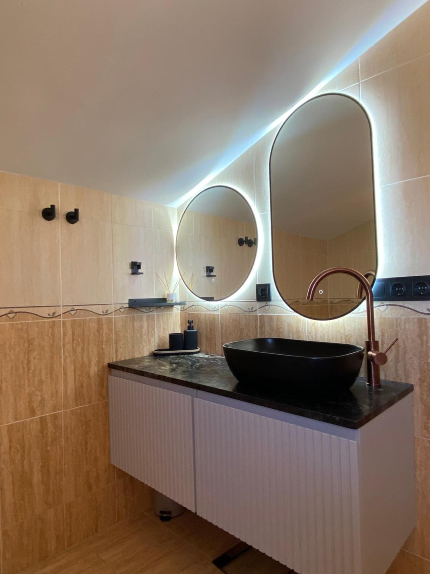 Villa With Heated Private Pool, Sea View& Turkish Sauna Benalmadena Luaran gambar